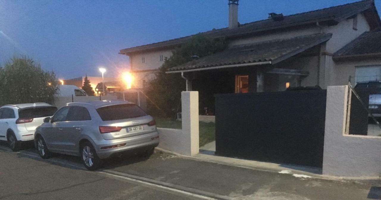 Chambre Dans Une Villa Beaupuy  Εξωτερικό φωτογραφία